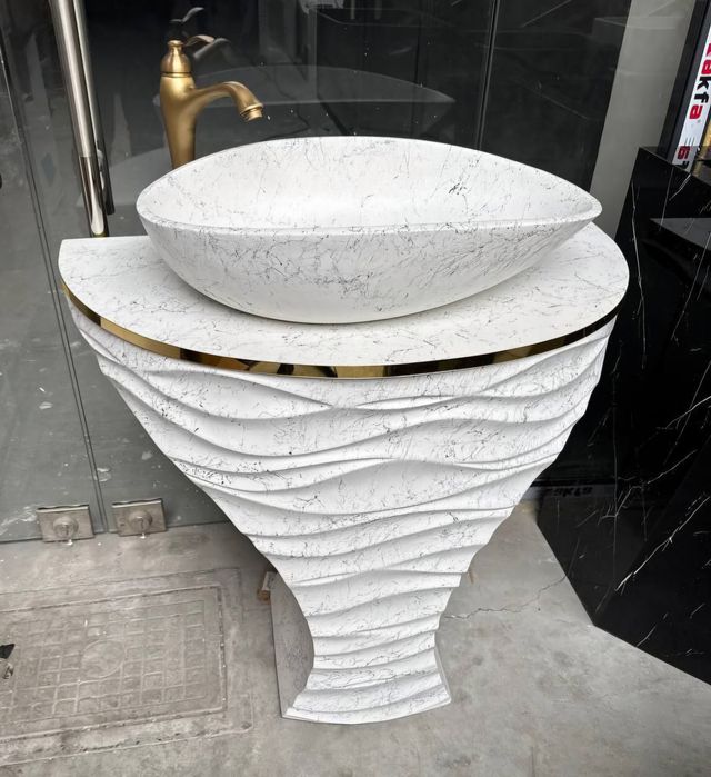 Мрамор роквиналар сотилади