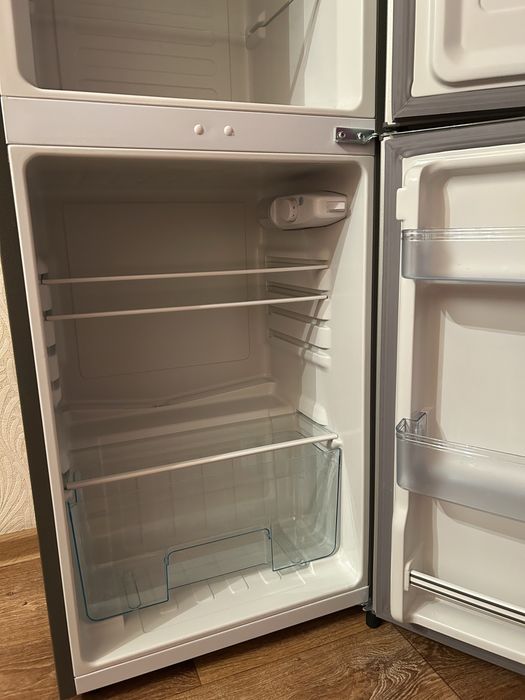 Холодельник в продажу