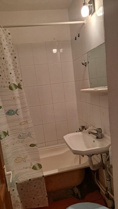 Garsoniera de închiriat