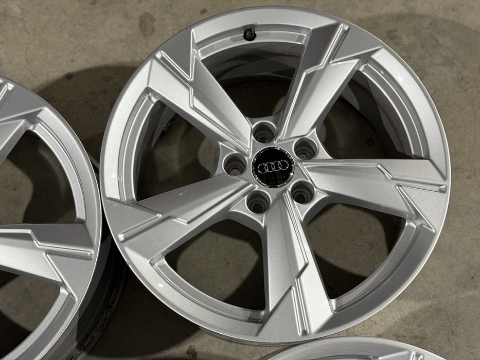 4бр. КАТО НОВИ 18” ОРИГИНАЛНИ Джанти 5х112 за -AUDI/VAG- 8Jx18H2, ET39