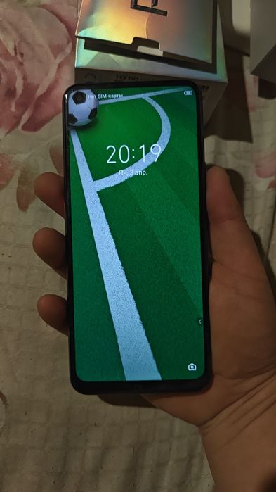 Продаю телефон техно