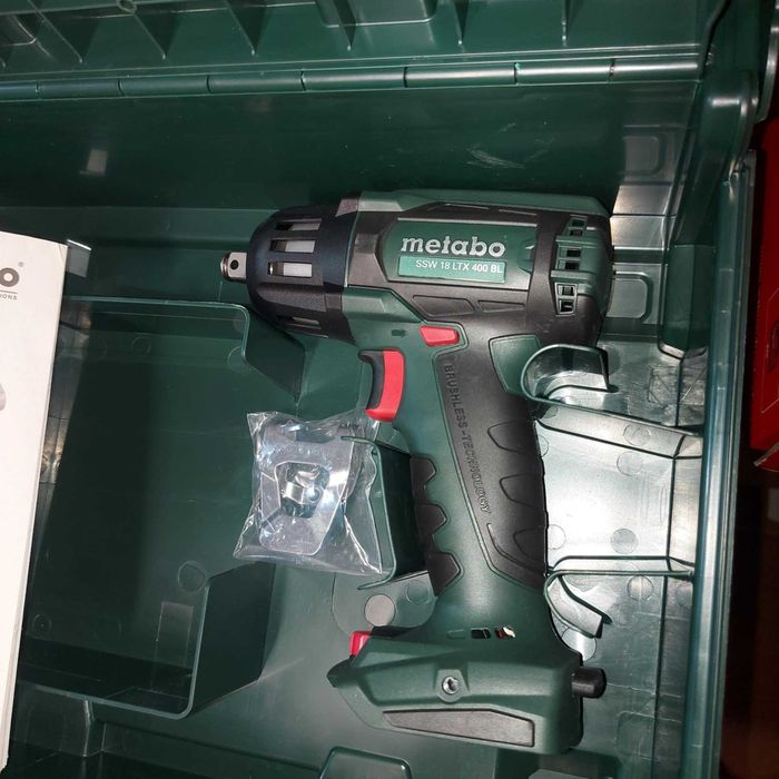 Акумулаторен ударен гайковерт Metabo SSW 18 LTX 400 BL