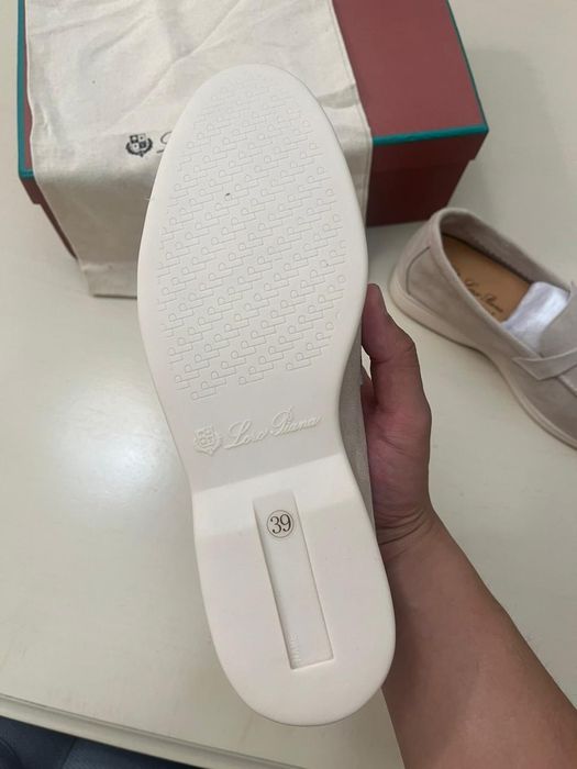 Продам  лоферы Лоро женские