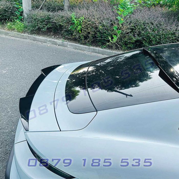 Заден спойлер за багажник Porsche Taycan 2019+ черен гланц BPr05 порше тайкан тунинг добавка