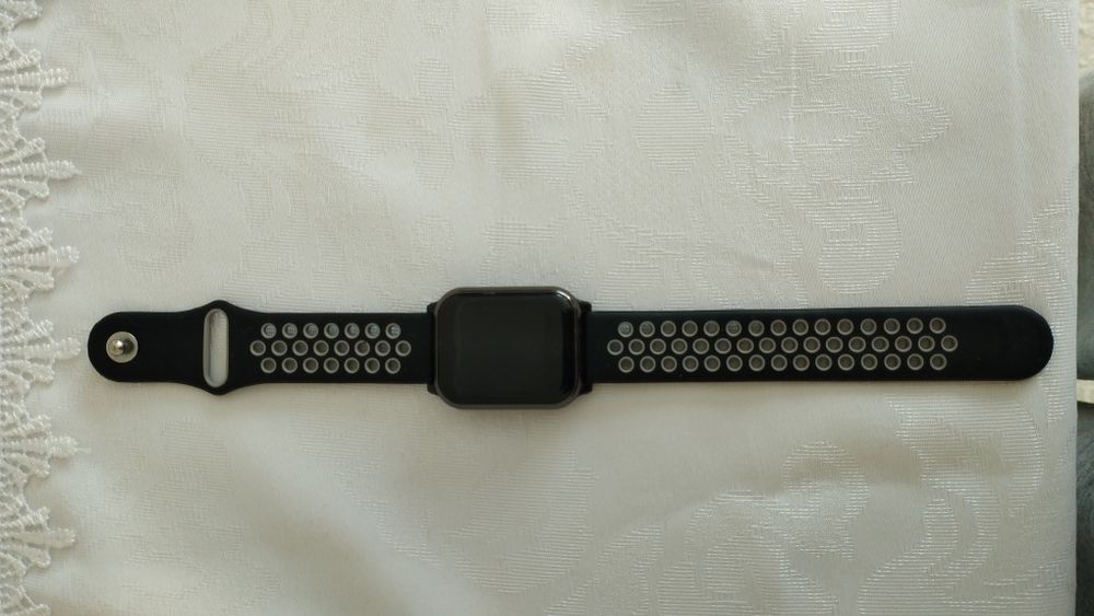 Продам часы в отличном состаяние