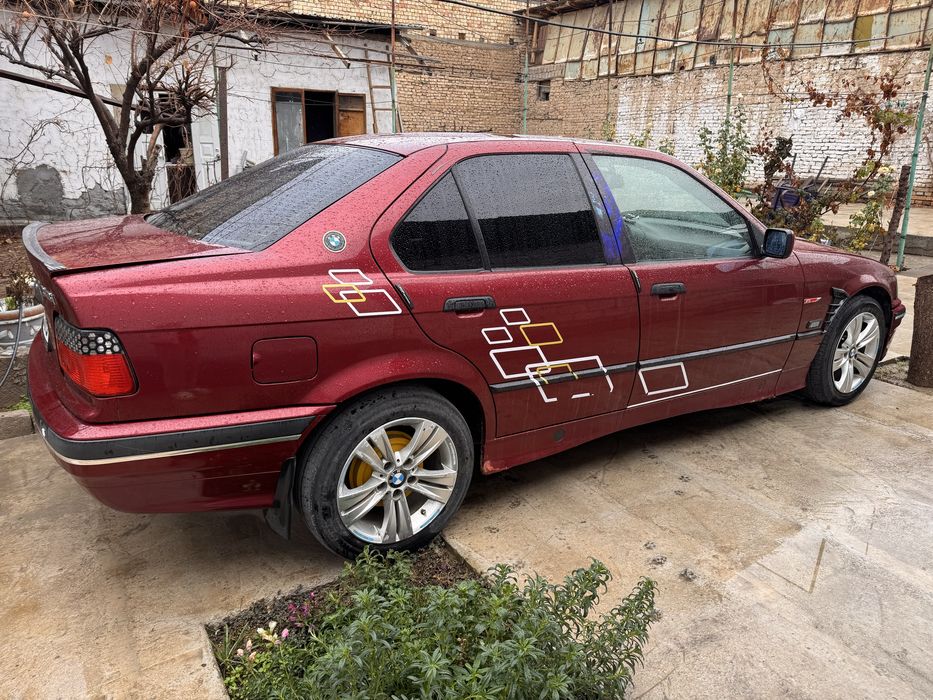 Продается машина BMW 316