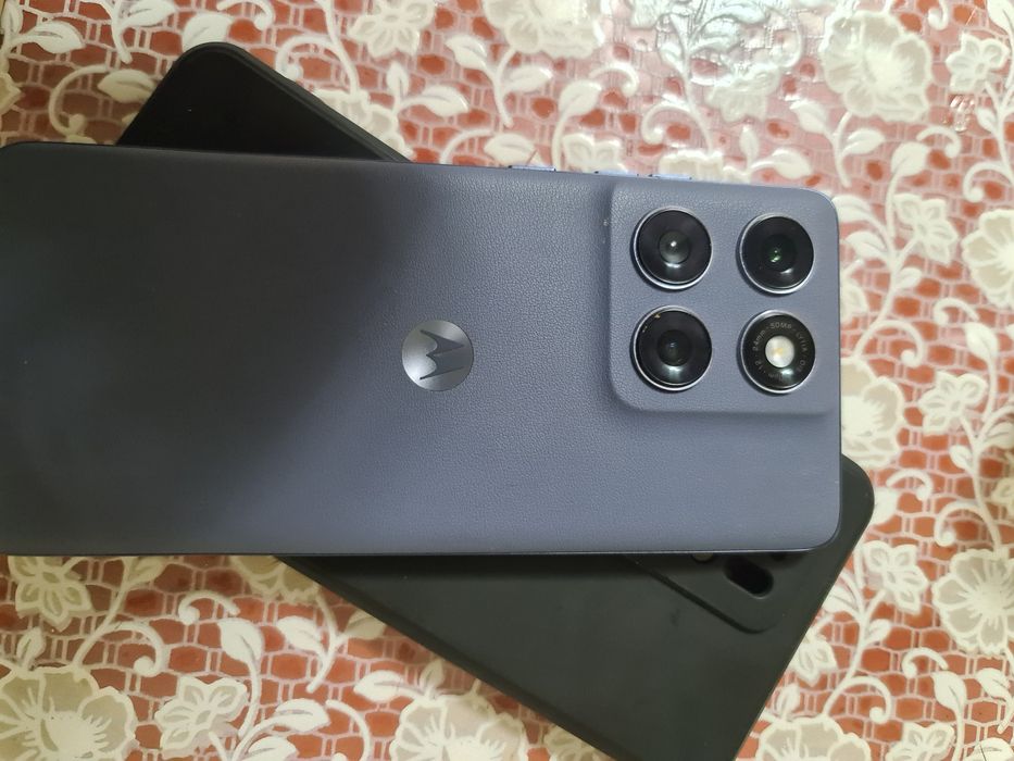 Vând telefon Motorola