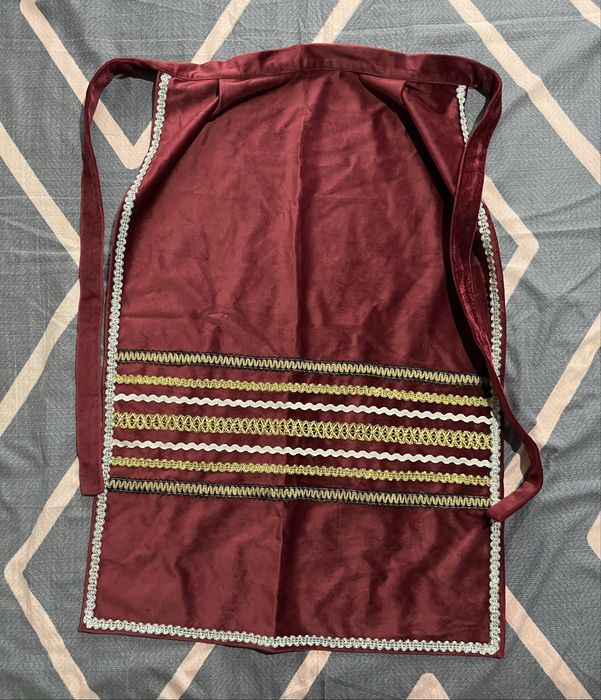 Дамска народна носия