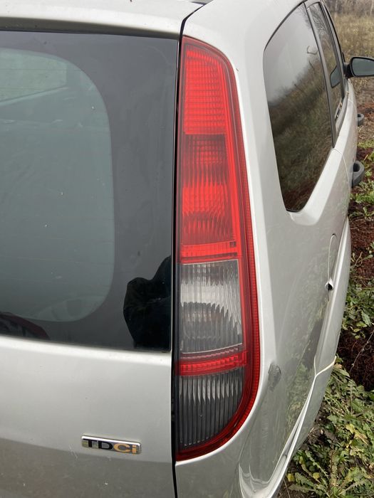 Vand stop/stopuri/lampi spate stanga/dreapta ford focus 2 break
