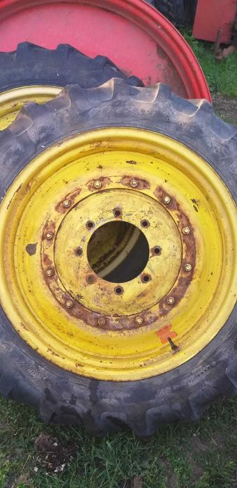 Roti tractor înguste și tehnologice