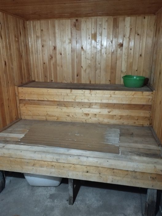 Ижарага ховли еш оилага.шароит яхши узок муддатга Склад цех ишлатса бу