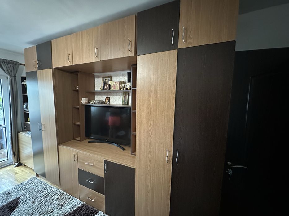 Mobila pentru sufragerie,living