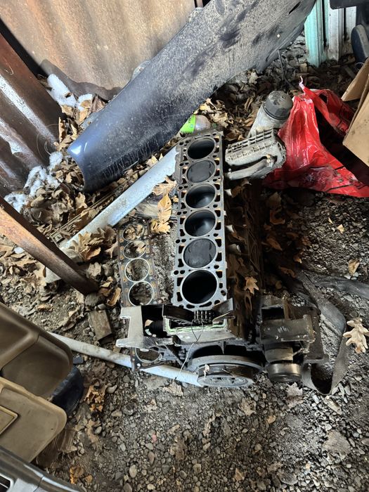 Продам блок 104 2.8