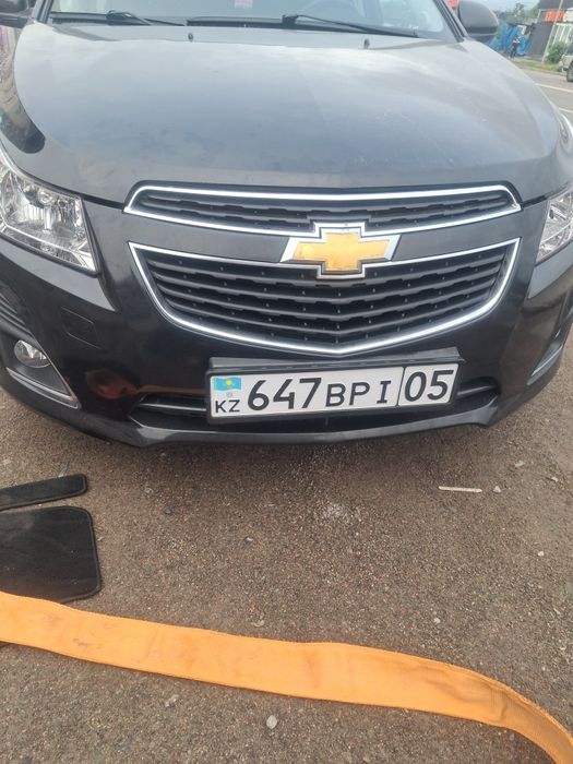 Продам автомобиль шевроле круиз