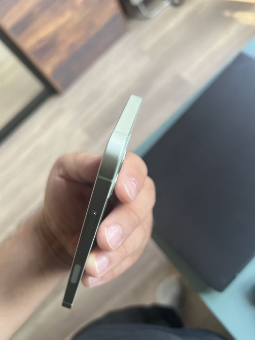 Продам Iphone 12 128гб