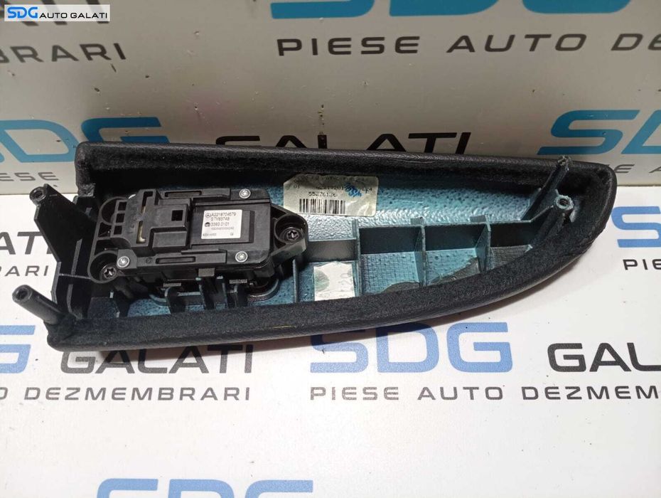 Panou Consola Comanda Buton Geamuri Usa Portiera Dreapta Fata Mercedes Clasa S Class W221 2005 - 2013 Cod A2218704579 [M3896]