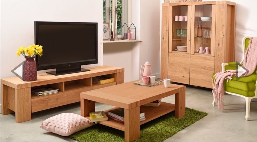 Comoda TV robusta stejar natur