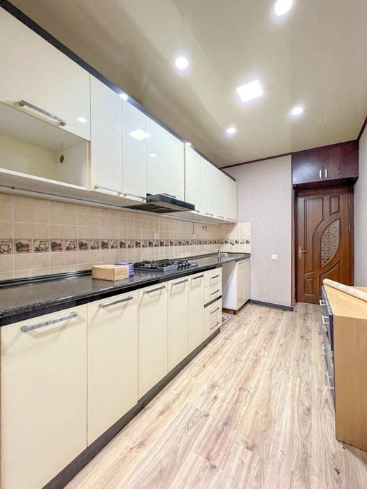 Квартира вторичка 4 комнатная Мирзо улугбекский