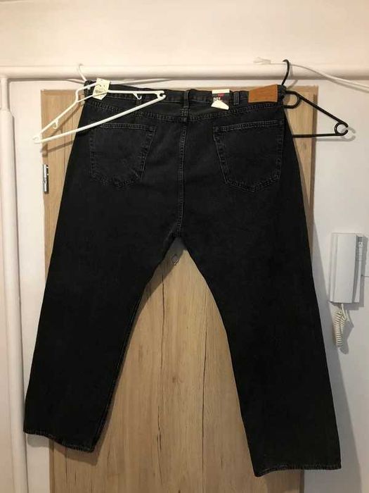 Marime rara. Blugi Levi's 501 marime mare W48 L32 negri, cu eticheta