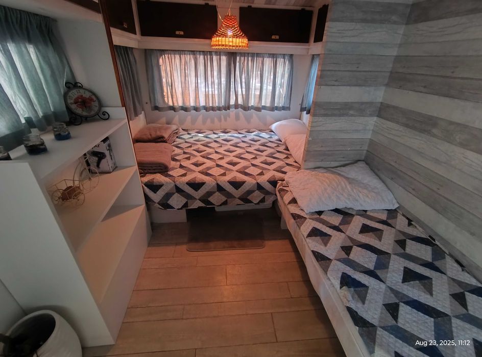 Готово кътче на морето – стационарна каравана - къмпинг Якото Място