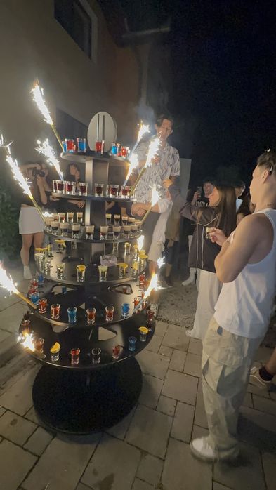 Tort shoturi, bar mobil pt evenimente,open bar,cocktail bar