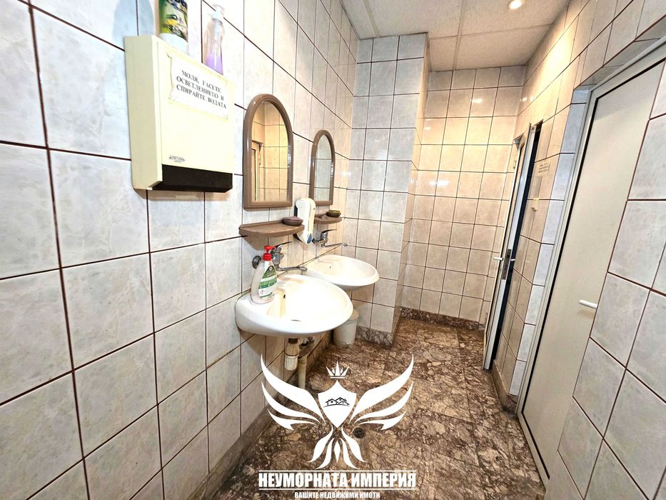 Дава се под наем Промишлена сграда в Асеновград - 500 кв.м за 3550 € - Снимка #18