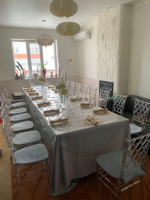 Аренда стола и стульев, посуда.