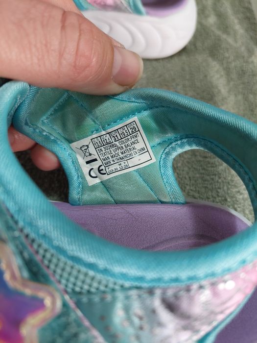 Sandale Skechers nr 31