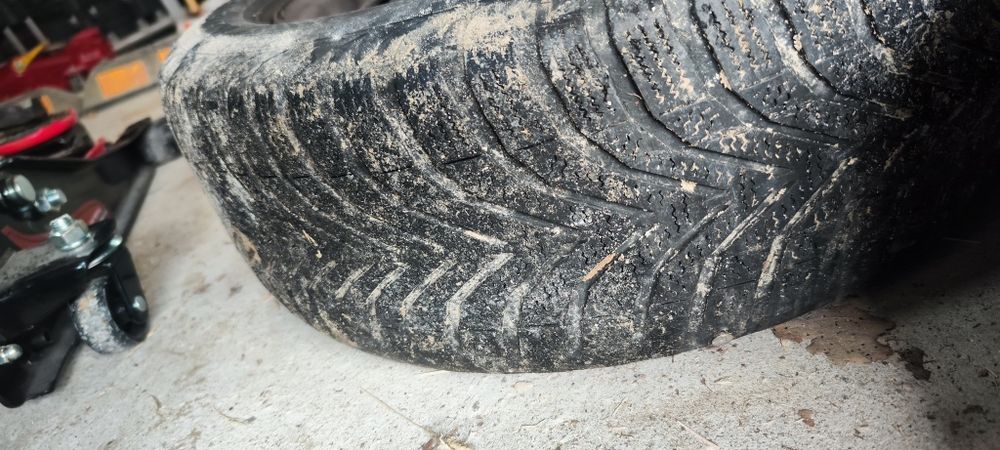 Оригинални джанти с тасове Kia Ceed