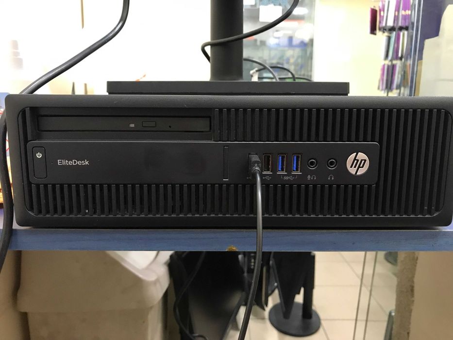 HP EliteDesk 705 G3-SFF,AMD-A12-pro 8870-R12/3.8 GHz-RAM 8 GB DDR4,No Hard