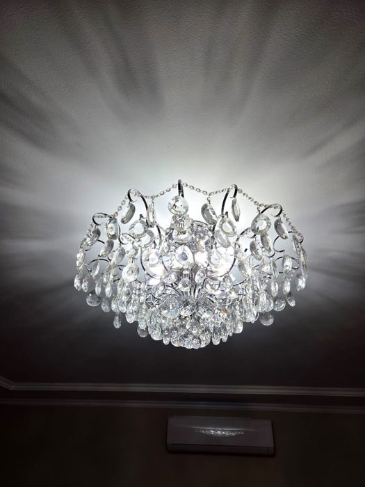 Люстры, иранский хрусталь