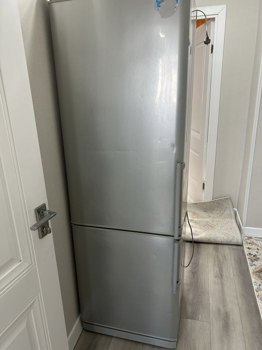 Холодильник б/у 50000 тенге