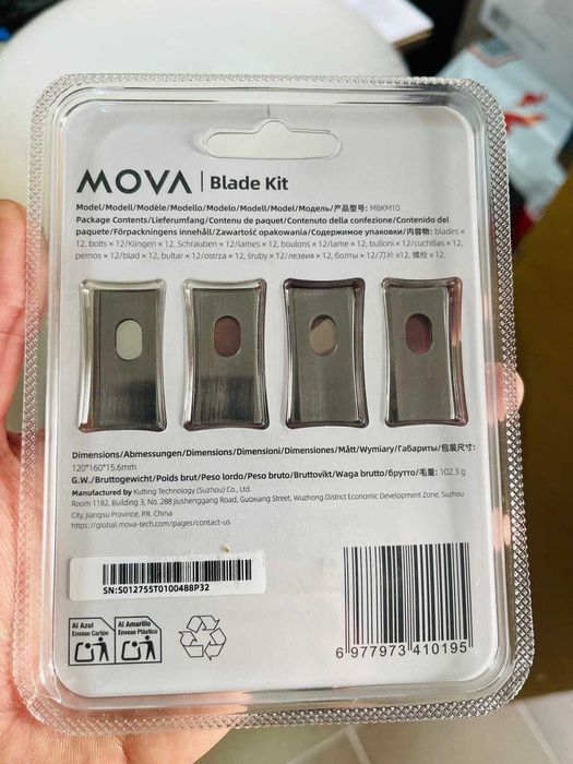 Set 12 lame de schimb pentru mașina de tuns iarba MOVA, 12 suruburi