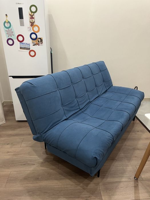 Диван раскладной трехместный