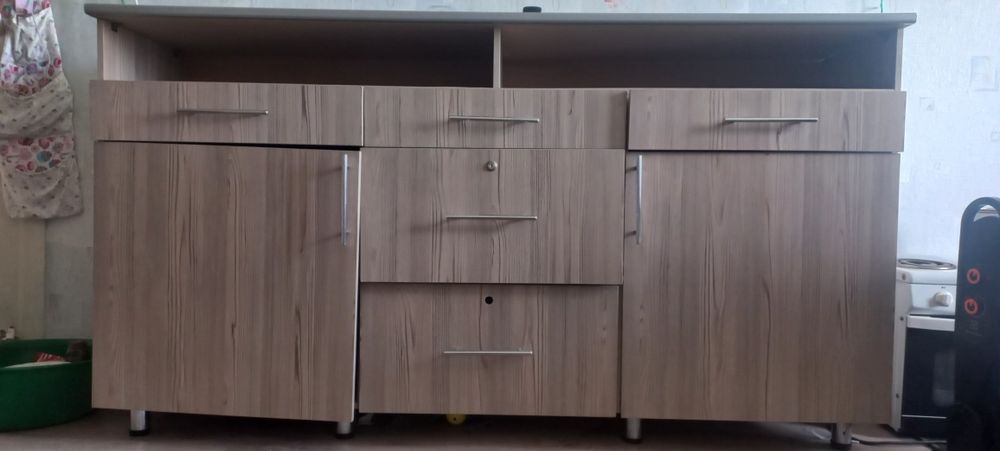 Продам тумбу , самовывоз.