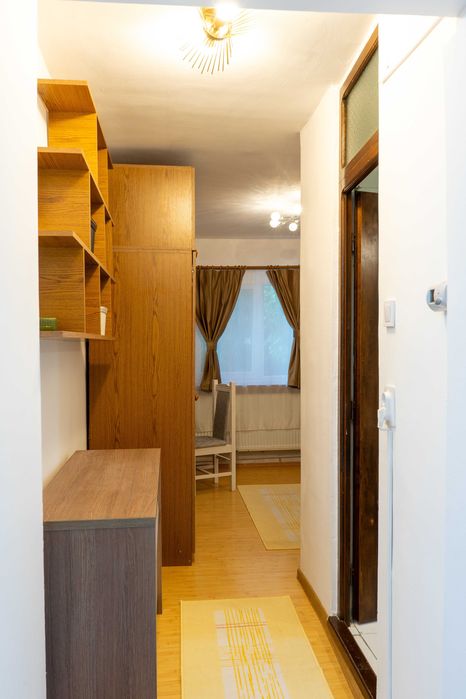 Inchiriez apartament 1 camera
