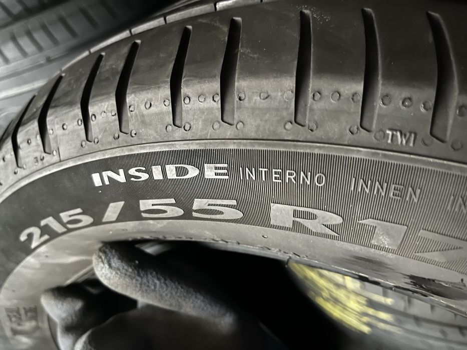 215 / 55 /17 – комплект летних шин