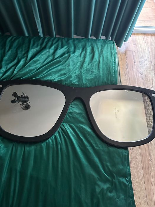 продавам огледало в форма на очила