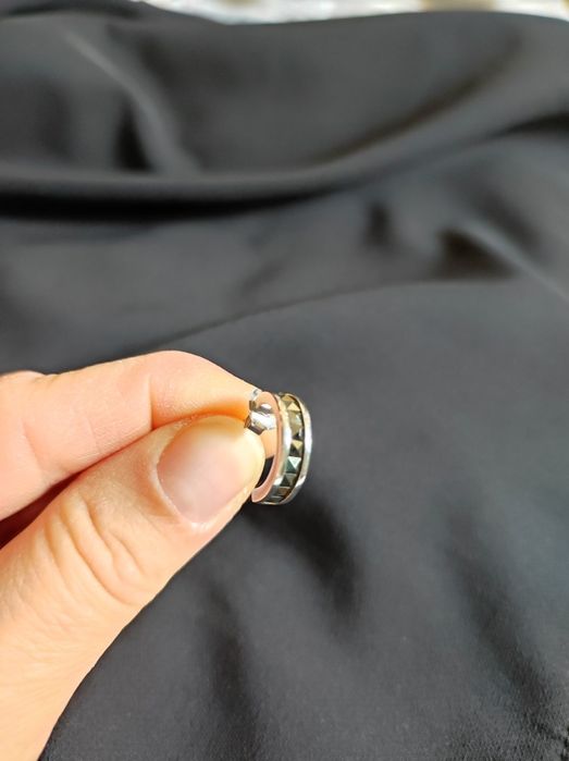 Сребърни обеци с камъни