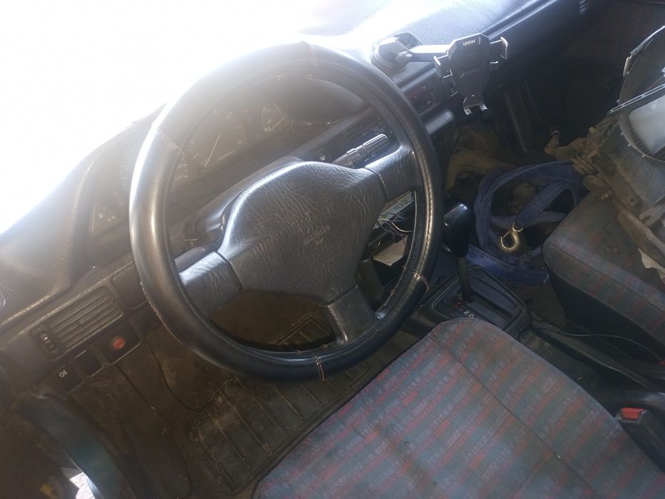 Продам Мазду 323 акпп