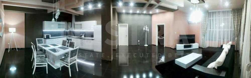 Продава се Тристаен апартамент в Сливен, Сини камъни - 120 кв.м за 1492 €/кв.м - Снимка #1