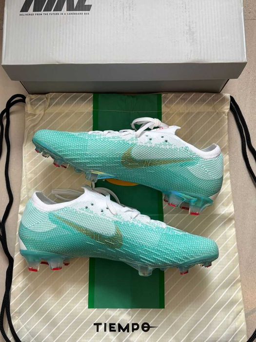 Nike Mercurial Vapor 12 FG - CR7 Special  Edition