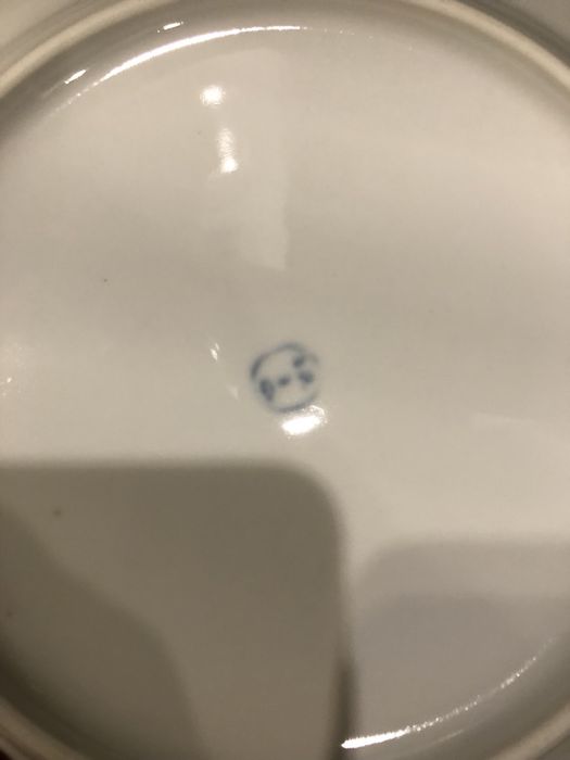 Порцеланови чинии