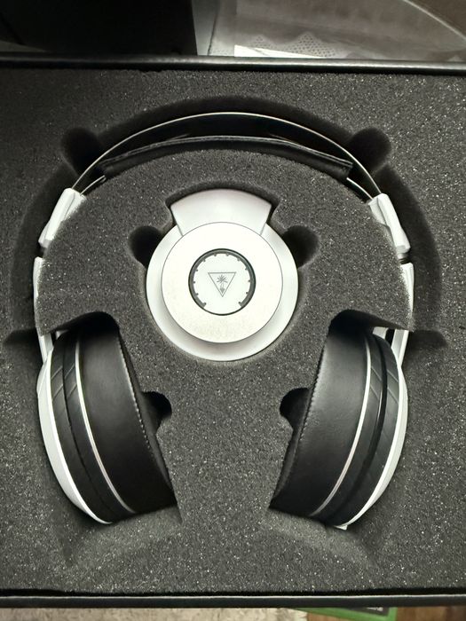 Pachet Consola Xbox Series X 1 TB SSD in Garantie!