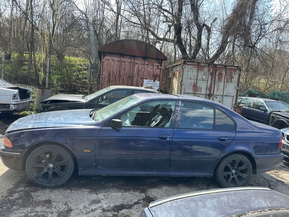 Bmw e39 520i НА ЧАСТИ
