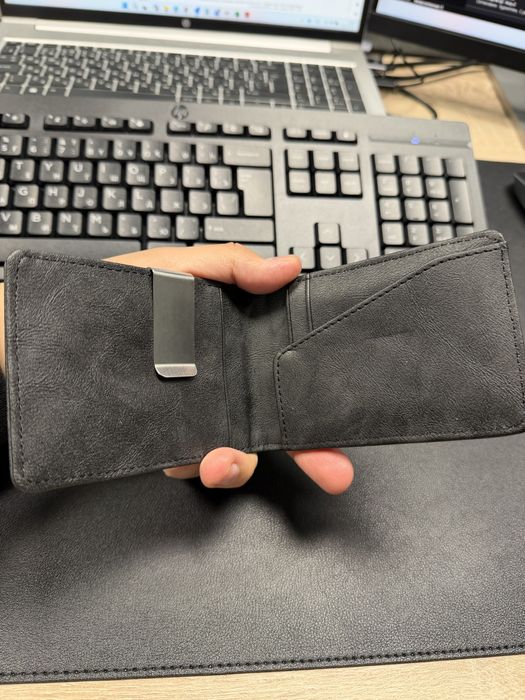 Визитница / зажим для купюр.