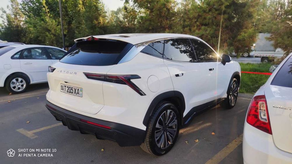 Yangi Jetour Dashing