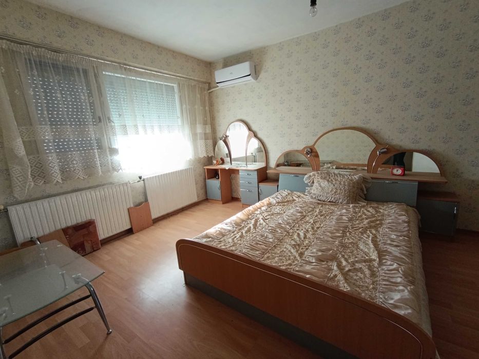 двустаен апартамент под наем