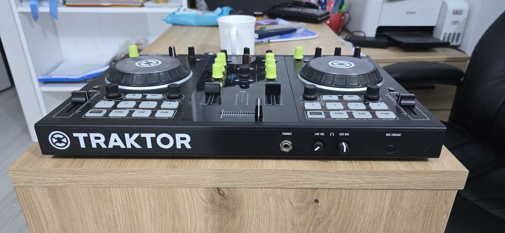 Traktor Kontrol S2 MK2