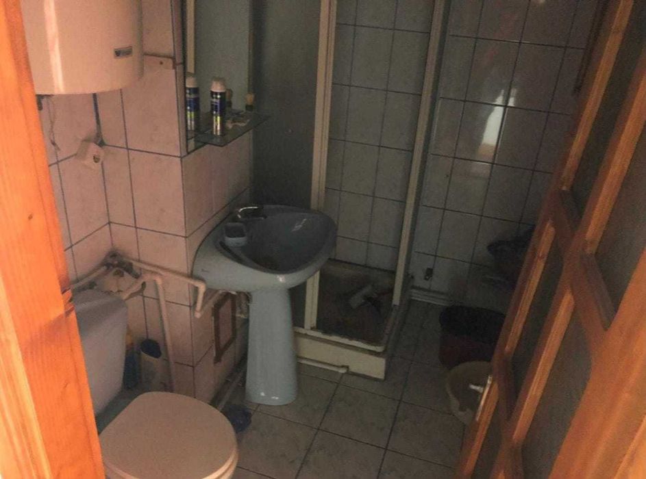 Apartament 3 camere de vanzare